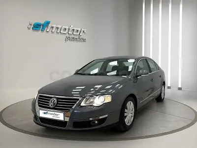 Usado VW Passat Advance 140 CV (102 kW) 2007 Azul Berlina