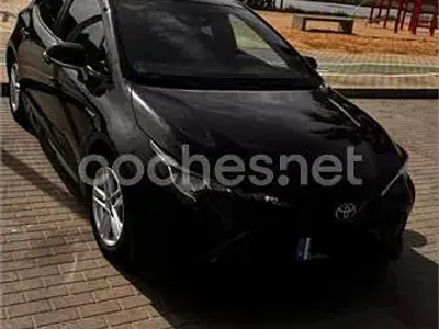 Usado Toyota Corolla Active 122 CV (89 kW) 2019 Negro Berlina