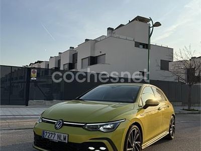 Usado VW Golf VIII R-line 150 CV (110 kW) 2022 Amarillo Berlina