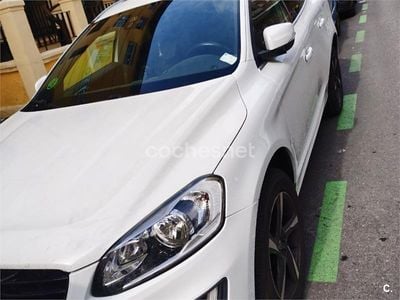 Usado Volvo XC60 R-Design Momentum 136 CV (100 kW) 2015 Blanco SUV