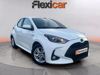 Blanco Usado 2020 Toyota Yaris Hybrid Business Edition Berlina | 15.990 € (Precio justo)