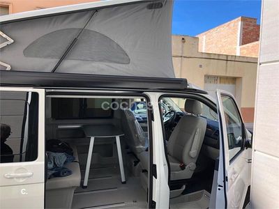Usado VW California Beach 114 CV (83 kW) 2019 Blanco Van