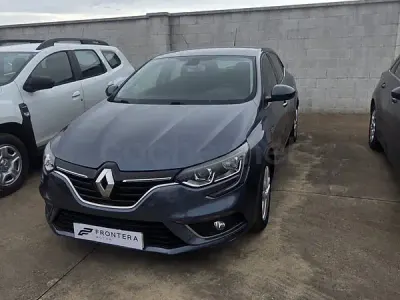 Usado Renault Mégane Business 115 CV (84 kW) 2018 Azul Berlina