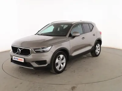 Usado Volvo XC40 Business Edition 150 CV (110 kW) 2020 Dorado SUV