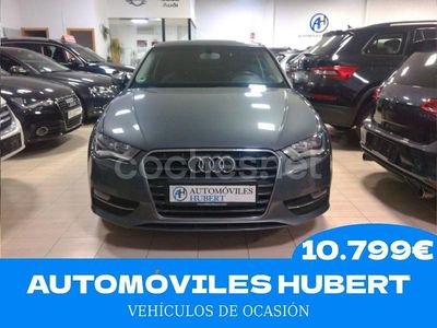 Gris / plata Usado 2013 Audi A3 Attraction Berlina | 10.799 € (Precio justo)