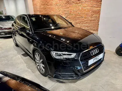Usado Audi A3 S-Line 116 CV (85 kW) 2017 Negro Berlina