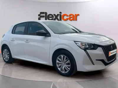 Usado Peugeot 208 Active 101 CV (74 kW) 2022 Blanco Utilitario