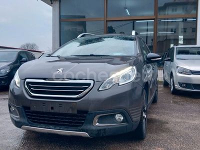 Usado Peugeot 2008 Crossway 120 CV (88 kW) 2016 Gris / plata SUV