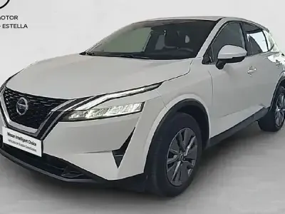 Usado Nissan Qashqai Visia 140 CV (102 kW) 2022 Kori white SUV