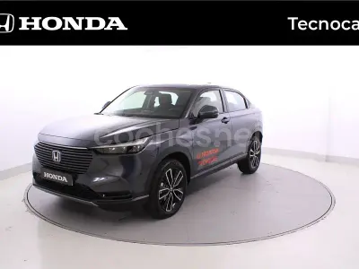 Usado Honda HR-V Elegance 131 CV (96 kW) 2024 Gris / plata SUV
