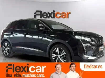 Usado Peugeot 3008 Allure 136 CV (100 kW) 2023 Negro SUV