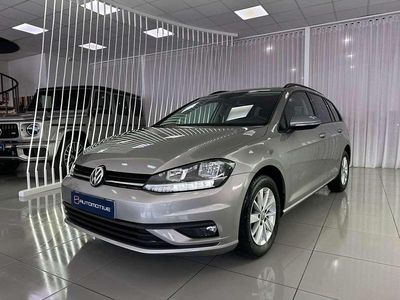 Usado VW Golf VIII Edition 116 CV (85 kW) 2021 Gris Familiar