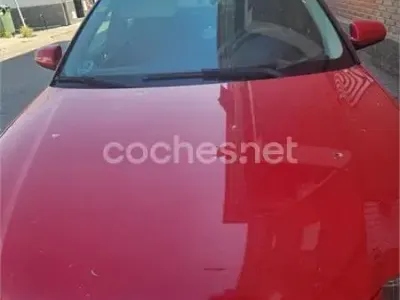 Usado Audi A3 Sportback Attraction 140 CV (102 kW) 2006 Rojo Utilitario