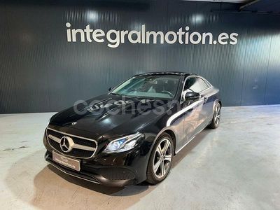 Usado Mercedes E220 194 CV (142 kW) 2019 Negro Coupe
