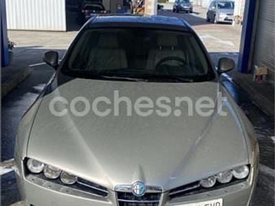 Gris / plata Usado 2007 Alfa Romeo 159 Distinctive Berlina | 6000 € (Precio justo)