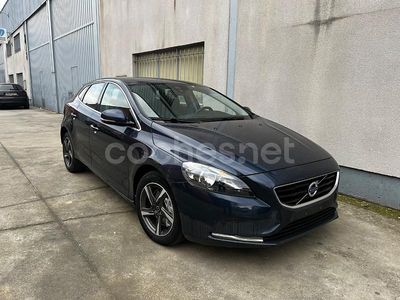 Usado Volvo V40 Momentum 150 CV (110 kW) 2014 Azul Berlina