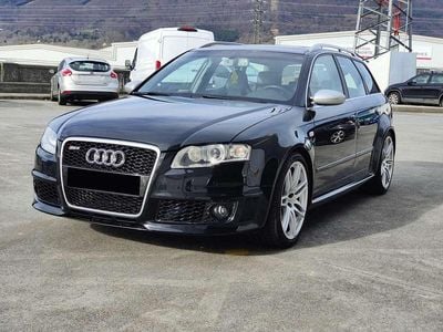 Usado Audi RS4 Sport 420 CV (308 kW) 2008 Negro Familiar