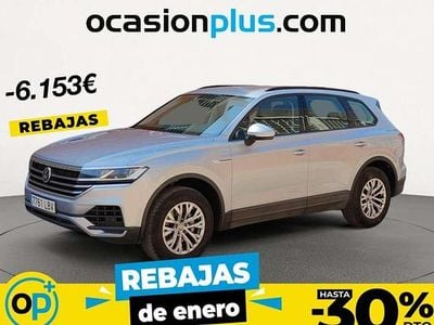 Usado VW Touareg Pure 231 CV (169 kW) 2019 Plateado SUV