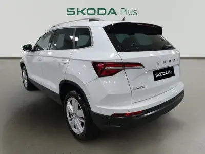 Usado Skoda Karoq Selection 150 HP (110 kW) 2025 Branco SUV