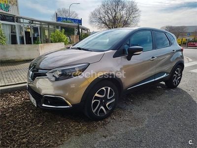Usado Renault Captur Zen 90 CV (66 kW) 2015 Beige SUV