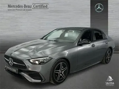 Usado Mercedes C200 AMG line 184 CV (135 kW) 2025 Gris Berlina