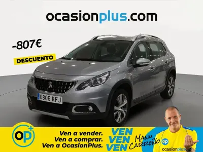 Usado Peugeot 2008 Allure 120 CV (88 kW) 2017 Gris SUV