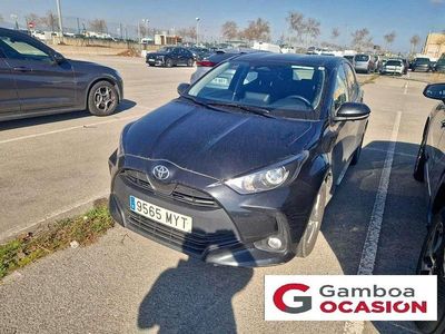 Usado Toyota Yaris Hybrid Active 116 CV (85 kW) 2025 Negro Utilitario