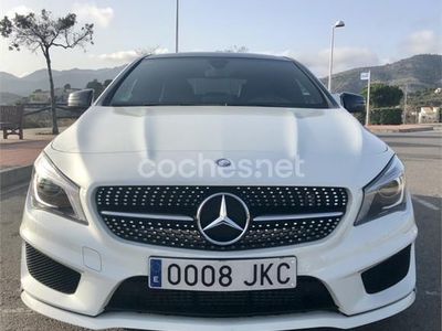 Usado Mercedes CLA200 AMG line 136 CV (100 kW) 2016 Blanco Berlina