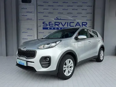 Usado Kia Sportage 132 CV (97 kW) 2017 Gris / plata SUV