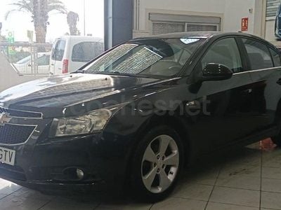 Usado Chevrolet Cruze LT 150 CV (110 kW) 2010 Gris / plata Berlina