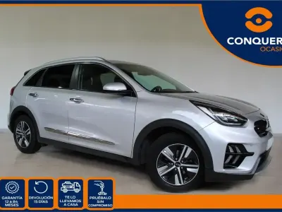 Usado Kia Niro 141 CV (103 kW) 2020 Gris SUV
