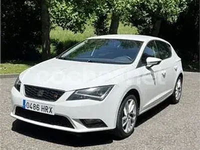 Usado Seat Leon Style 105 CV (77 kW) 2013 Blanco Berlina