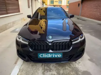 Usado BMW 530e 292 CV (214 kW) 2021 Azul Familiar