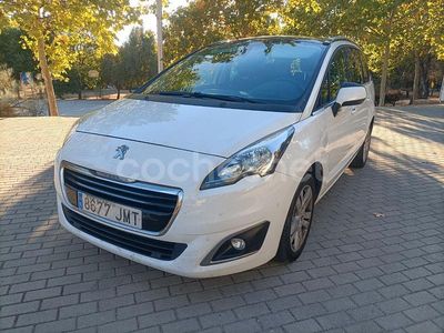 Blanco Usado 2016 Peugeot 5008 Allure Monovolumen | 8900 € (Un poco caro)