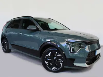 Usado Kia e-Niro 150 kW (204 CV) 2023 Verde SUV