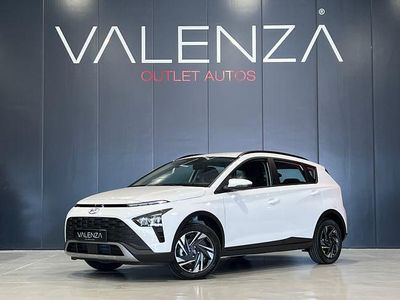 Usado Hyundai Bayon 85 CV (62 kW) 2023 Blanco SUV