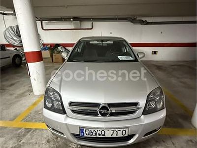 Usado Opel Vectra Design Edition 120 CV (88 kW) 2005 Gris / plata Berlina