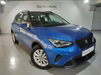 Usado Seat Arona Style 115 CV (84 kW) 2025 Azul SUV