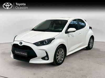 Usado Toyota Yaris Hybrid Active 116 CV (85 kW) 2024 Blanco Berlina