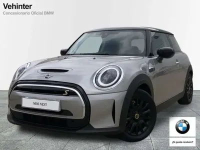 Usado Mini Cooper SE 135 kW (184 CV) 2023 Gris Utilitario