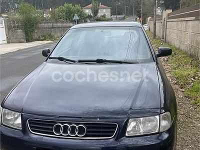 Usado Audi A3 Ambiente 150 CV (110 kW) 1999 Azul Utilitario