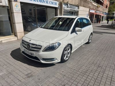 Mercedes B200