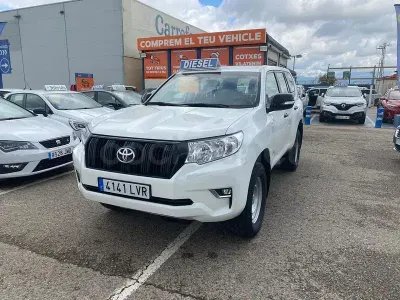 Używany Toyota Land Cruiser 204 KM (150 kW) 2022 Biały SUV