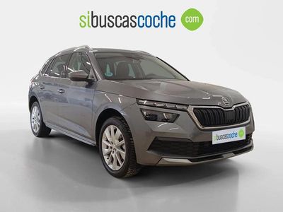 Usado Skoda Kamiq Style 110 HP (80 kW) 2023 Cinzento SUV