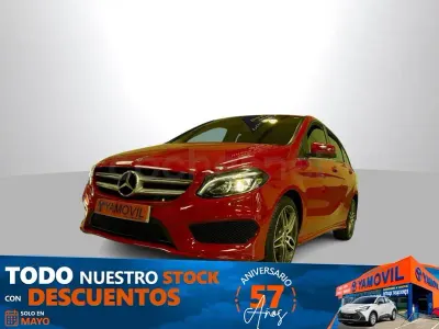 Usado Mercedes B200 136 CV (100 kW) 2017 Rojo Monovolumen