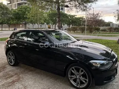 Usado BMW 114 Comfort Edition 102 CV (75 kW) 2013 Negro Utilitario