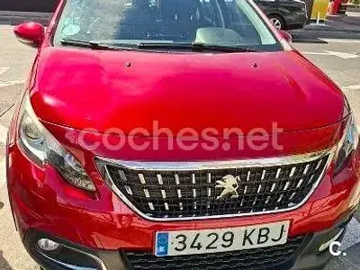 Usado Peugeot 2008 Allure 110 CV (80 kW) 2017 Rojo SUV
