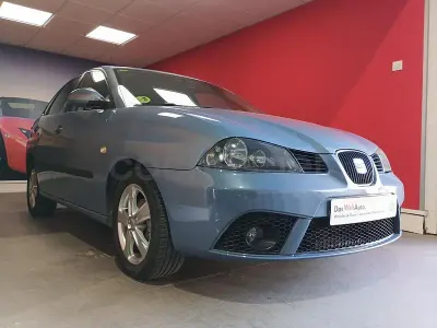 Usado Seat Ibiza Sport 100 CV (73 kW) 2007 Azul Utilitario