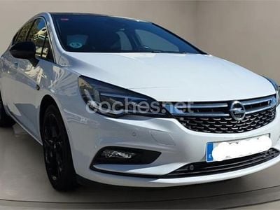 Usado Opel Astra Dynamic 150 CV (110 kW) 2019 Blanco Berlina