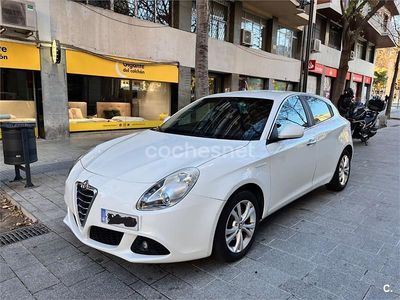 Usado Alfa Romeo Giulietta Distinctive 105 CV (77 kW) 2010 Blanco Berlina